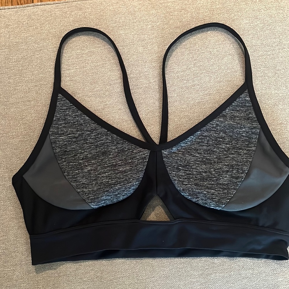 Under Armor Sports Bra